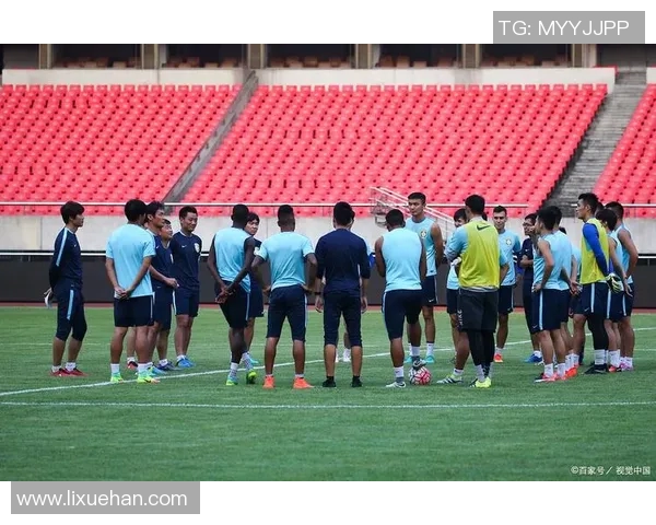 足球配合的艺术探讨如何提升团队默契与比赛表现